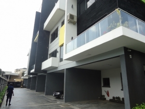 Image 1 Title