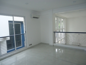 Image 1 Title