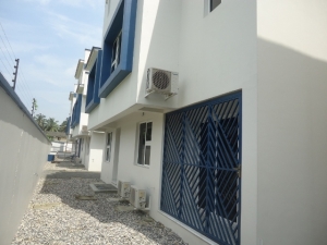 Image 1 Title