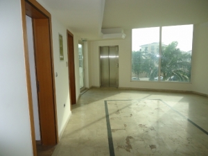 Image 1 Title