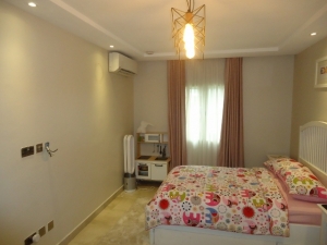 Image 1 Title