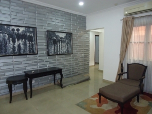 Image 1 Title