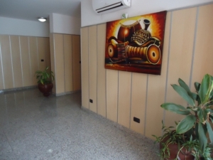 Image 1 Title