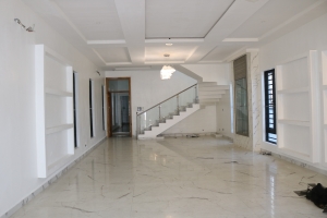 Image 1 Title