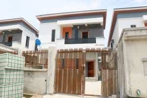 Image 1 Title