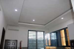 Image 1 Title