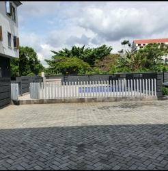 Image 1 Title