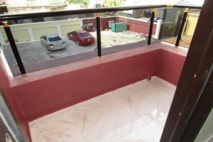Image 1 Title