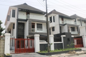 Luxurious 6 Bedroom Detached House With Swimming Pool 6 bedroom Detached Duplex for Sale Lekki Lagos Vetra  Property