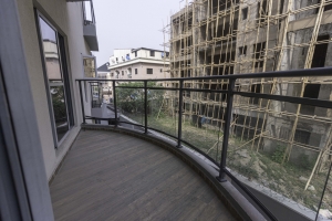 Image 1 Title