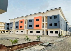 Newly Built 4 Bedroom Terrace House In A Mini Estate;  4 bedroom Terraced Duplex for Sale Lekki Lagos Vetra  Property