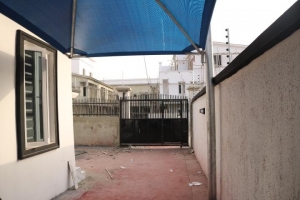 Image 1 Title
