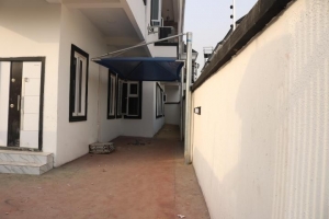 Image 1 Title