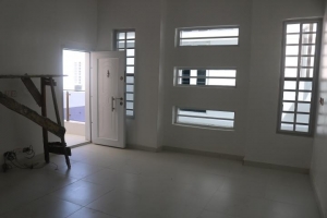 Image 1 Title