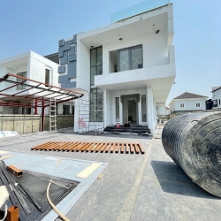  Newly Built 5 Bedroom Fully Detached With Private Cinema,gym And Swimming Pool;  5 bedroom Detached Duplex for Sale Lekki Lagos Vetra  Property