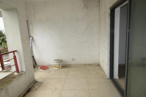 Image 1 Title