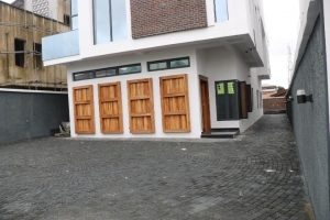 Image 1 Title