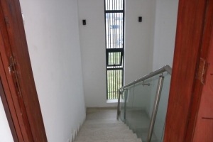 Image 1 Title