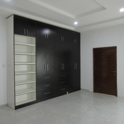 Image 1 Title
