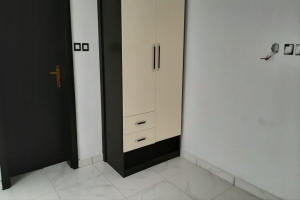 Image 1 Title