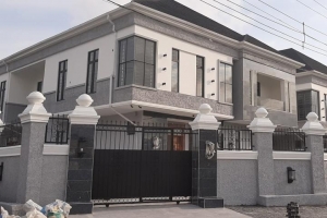 Image 1 Title