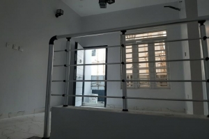 Image 1 Title