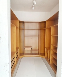 Image 1 Title