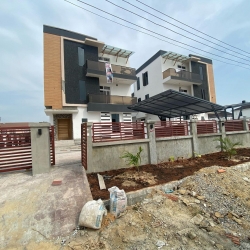  Luxury 5 Bedroom Fully Detached With Swimming Pool And A Lovely Pent House;  5 bedroom Detached Duplex for Sale Lekki Lagos Vetra  Property