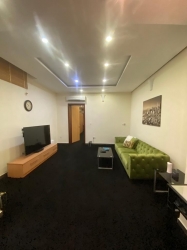 Image 1 Title