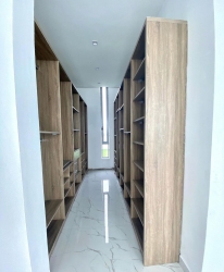 Image 1 Title
