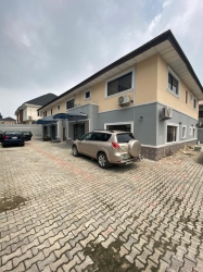  Self Serviced 4-bedroom Flat;  4 bedroom Flat for Rent Lekki Lagos Vetra  Property
