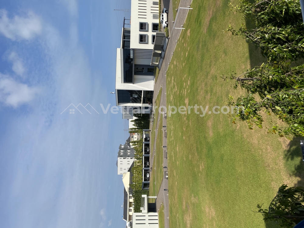 Image 1 Title