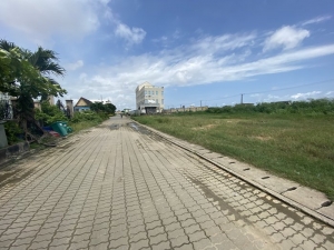 Image 1 Title