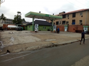  A Filling Station On A 808sqm Plot Of Land With 4 Pumps And A Gas Section.  Commercial Property for Sale Surulere Lagos Vetra  Property