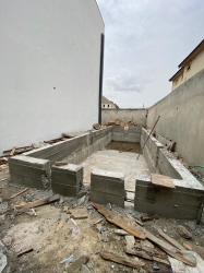 Image 1 Title