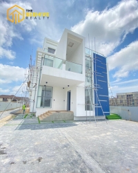  5 Bedroom Fully Detached Duplex With Swimming Pool, Cinema And Bq  5 bedroom Detached Duplex for Sale Lekki Lagos Vetra  Property
