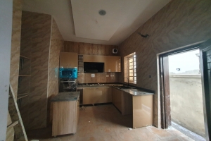 Image 1 Title