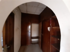 Image 1 Title