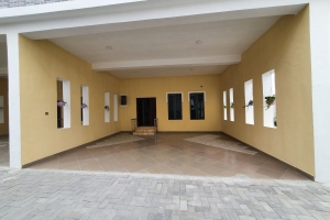 Image 1 Title