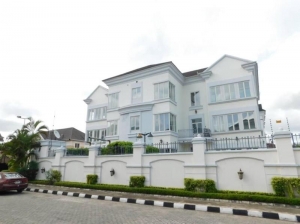 Tastefully Finished Luxury 3bedroom Terrace For Rent. 4 bedroom Flat for Rent Ikoyi Lagos Vetra  Property