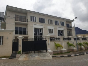 A Tastefully Finished Luxury 3bedroom Terrace For Rent. 3 bedroom Flat for Rent Ikoyi Lagos Vetra  Property