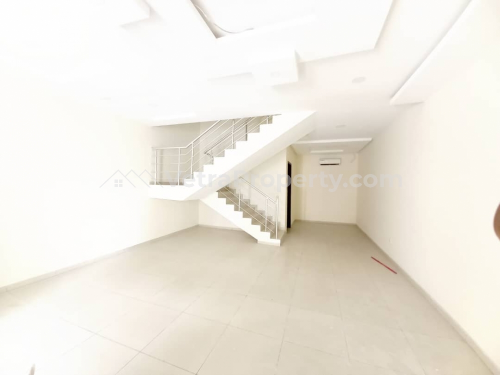 Image 1 Title