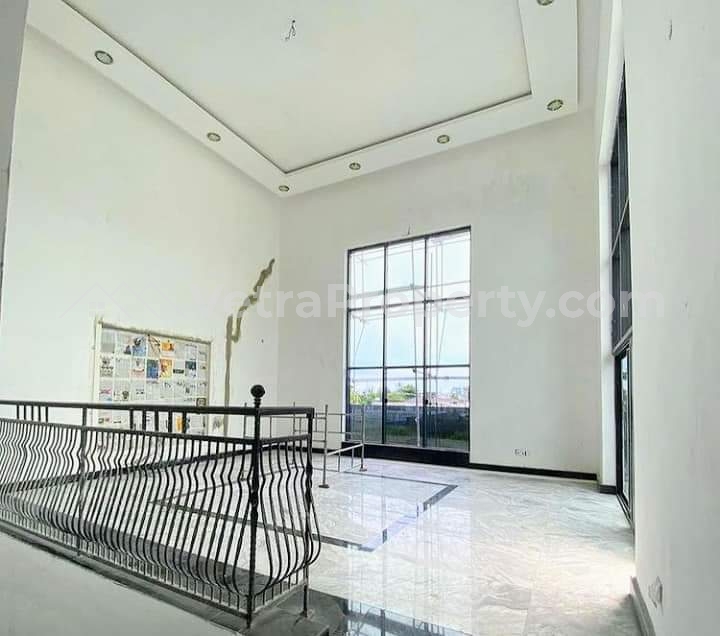 Image 1 Title