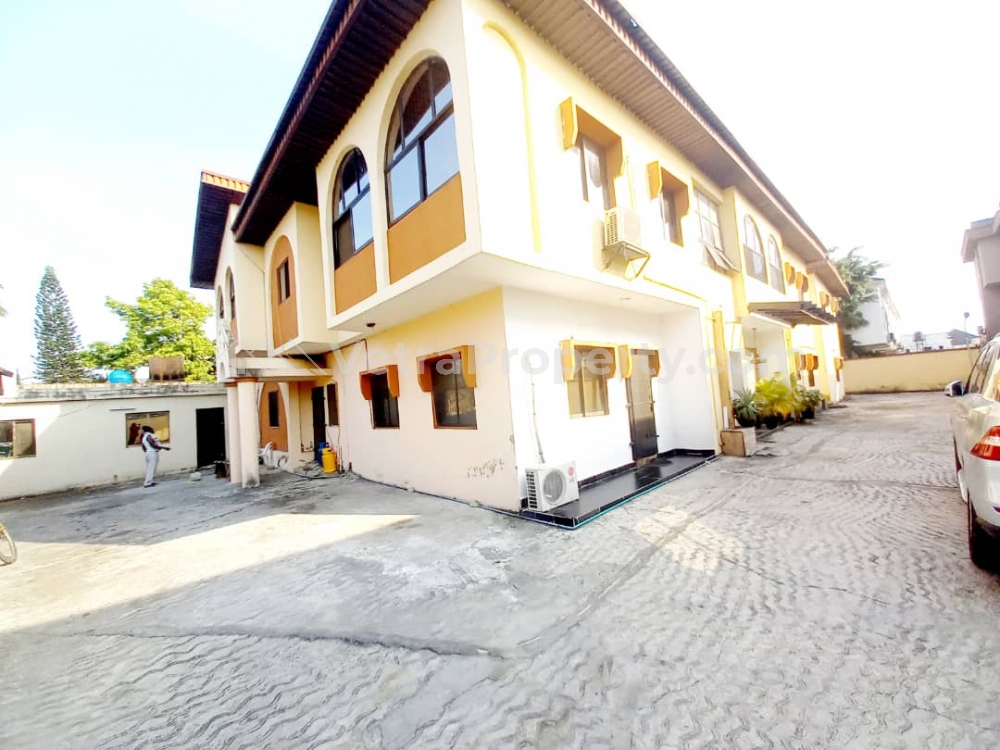  Self Serviced 3 Bedroom Flat In Lekki Phase 1  3 bedroom Flat for Rent Lekki Lagos Vetra  Property