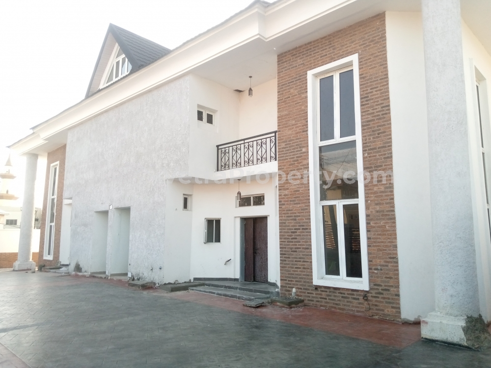  Massive 3 Bedroom Flat For Let In Lekki Phase 1 Lagos  3 bedroom Flat for Rent Lekki Lagos Vetra  Property