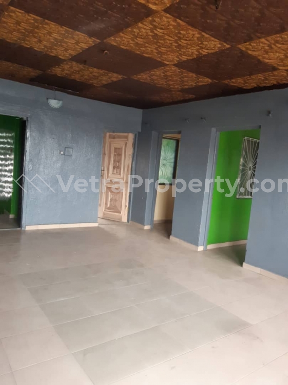  3bedroom* Flat At Shipeolu Str Palmgrove *upstairs* With One Master Bedrroom  3 bedroom Office Space for Sale Shomolu Lagos Vetra  Property