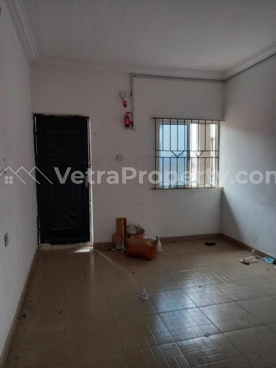  Spacious & Lovely Miniflat Off Pedro Road, Behind Gbagada Phase 1, Upstairs Car Park, Gated Street  Mini Flat for Rent Gbagada Lagos Vetra  Property