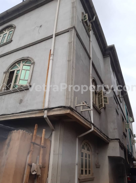  Lovely & Tastefully Finished 3bedroom* Flat Off Pedro Rd, All Rooms Ensuite  3 bedroom Flat for Rent Gbagada Lagos Vetra  Property