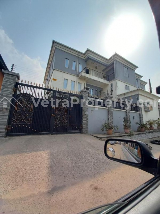 Serviced 3 Bedroom En-suite Apartment With 4 Toilet & Baths  3 bedroom Flat for Rent Yaba Lagos Vetra  Property