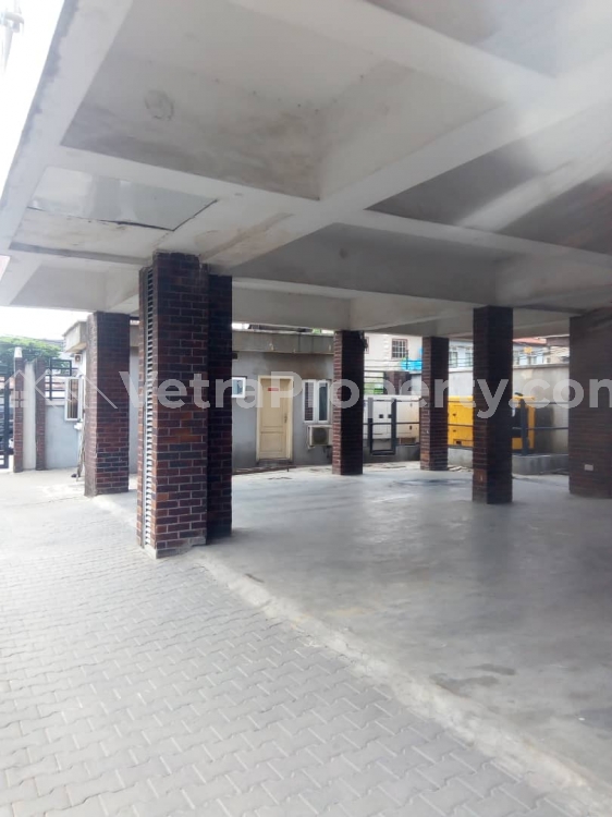  Serviced 3bedroom Flat, Fitted With Gas Cooker And Air Conditioners At Alagomeji, Yaba- N2m Per Annum  3 bedroom Flat for Rent Yaba Lagos Vetra  Property
